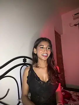 STRIP GLOW online show from May 28, 9:54 pm