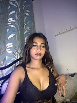 STRIP GLOW online show from March 14, 9:43 pm