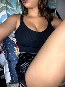 Snapshot of STRIP_GLOW chatting on October 24, 6:07 pm STRIP GLOW online show from October 24, 6:07 pm