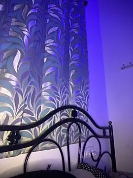 STRIP GLOW online show from March 15, 6:26 pm