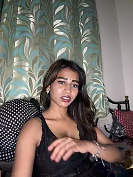 STRIP GLOW online show from March 7, 12:17 am