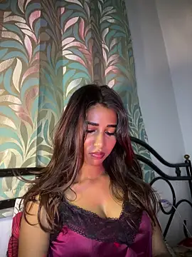 STRIP GLOW online show from April 9, 10:27 pm