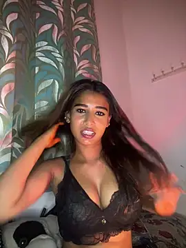 STRIP GLOW online show from March 29, 6:31 pm