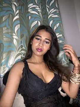 STRIP GLOW online show from February 20, 9:28 pm