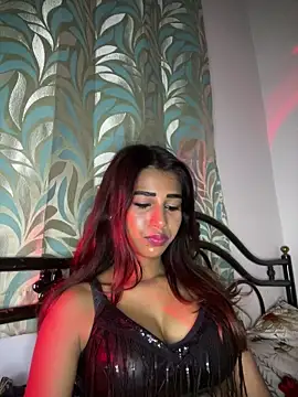 STRIP GLOW online show from April 8, 9:27 pm