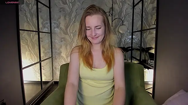 MeggySun online show from October 12, 1:23 pm