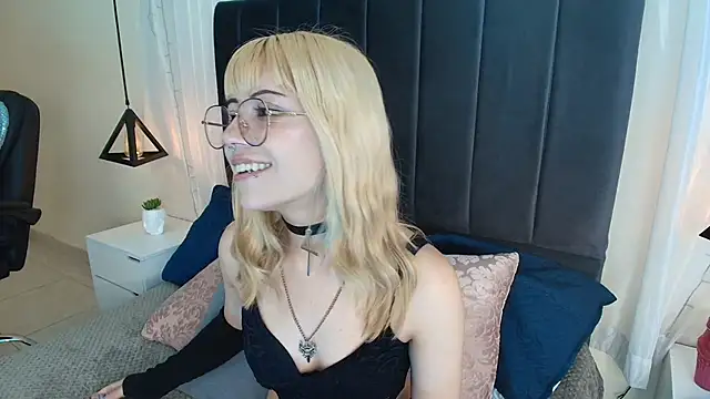 IvyBelle  online show from November 12, 11:36 am