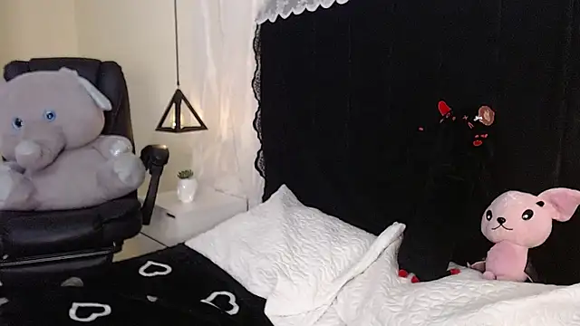 IvyBelle  online show from March 12, 11:58 am