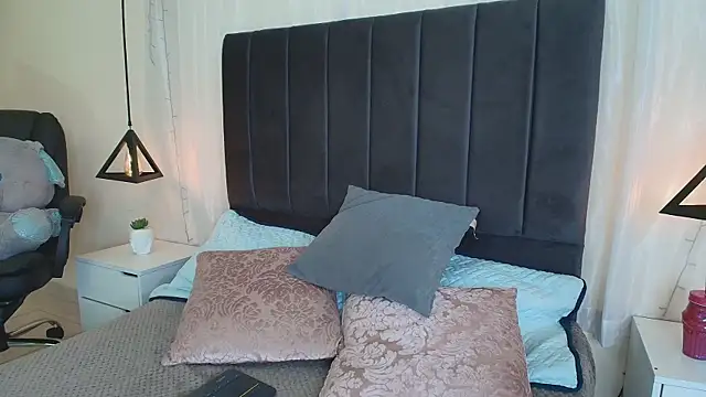 IvyBelle  online show from October 31, 11:29 am