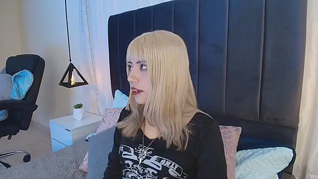 IvyBelle  online show from October 28, 12:48 pm