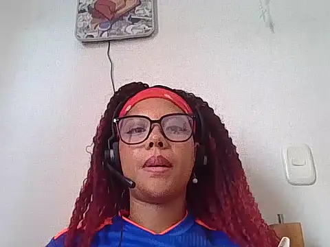 Snapshot of gigi1326 chatting on July 7, 7:50 pm gigi1326 online show from July 7, 7:50 pm