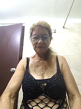 MaryLunne online show from September 30, 11:55 pm