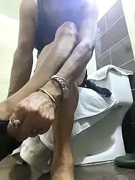 MaryLunne online show from December 17, 11:54 pm