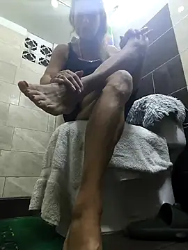 MaryLunne online show from October 3, 12:06 pm