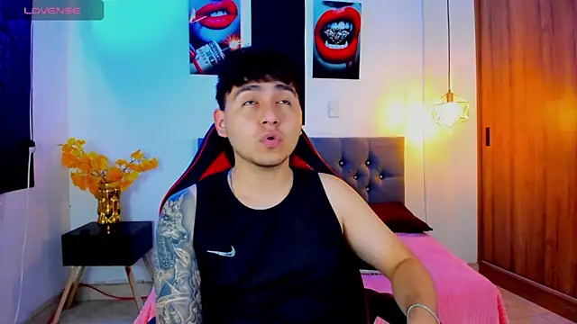 Nicolas James Sc online show from February 18, 2:02 pm