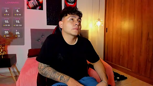 Nicolas James Sc online show from February 26, 2:17 pm