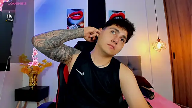 Nicolas James Sc online show from September 27, 3:07 pm