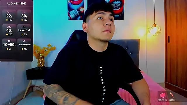 Nicolas James Sc online show from February 10, 1:43 pm