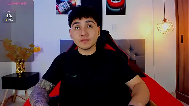 Nicolas James Sc online show from October 16, 2:25 pm