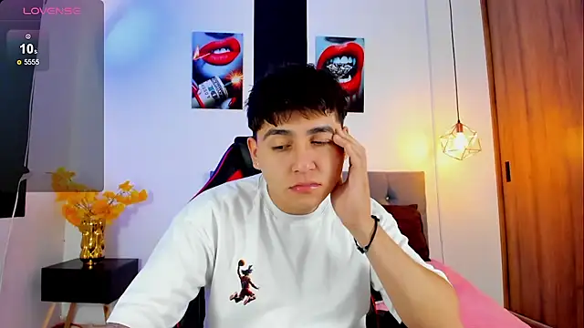 Nicolas James Sc online show from September 26, 2:24 pm