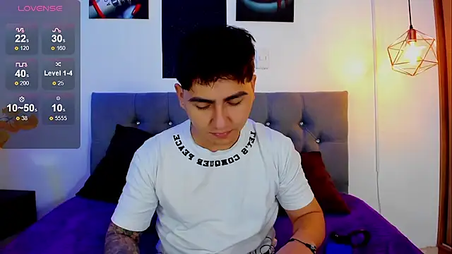 Nicolas James Sc online show from September 19, 2:21 pm