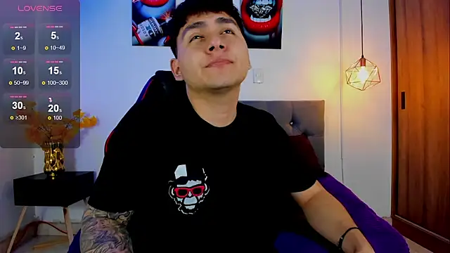 Nicolas James Sc online show from October 27, 1:45 pm