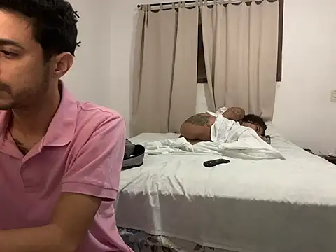 Snapshot of Claracacheadaa chatting on October 19, 4:26 am Claracacheadaa online show from October 19, 4:26 am