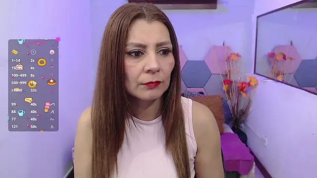 Snapshot of Ximena_Grant chatting on June 15, 11:32 am Ximena Grant online show from June 15, 11:32 am