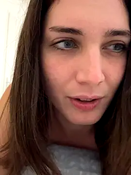 Petitbiscuit2B0 online show from October 24, 10:25 am