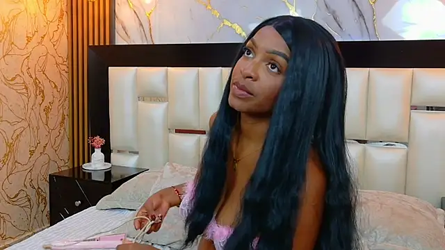 JanneCooper online show from April 9, 7:31 pm