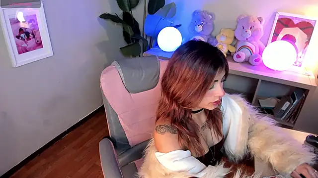 Mystic blue online show from March 11, 1:05 pm