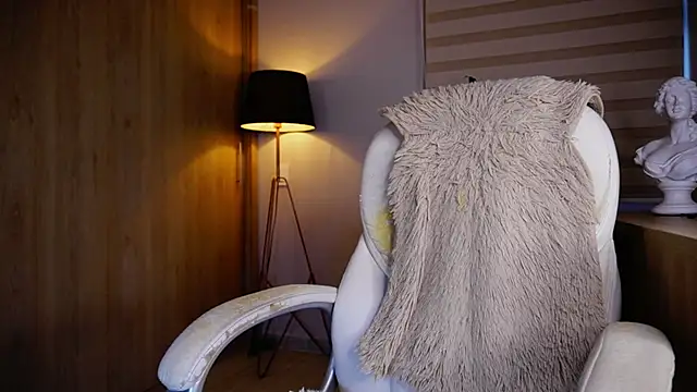 Snapshot of Erick_Thompsonx chatting on September 26, 8:27 pm Erick Thompsonx online show from September 26, 8:27 pm