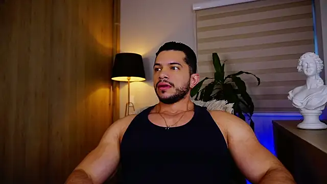 Snapshot of Erick_Thompsonx chatting on October 27, 9:27 pm Erick Thompsonx online show from October 27, 9:27 pm