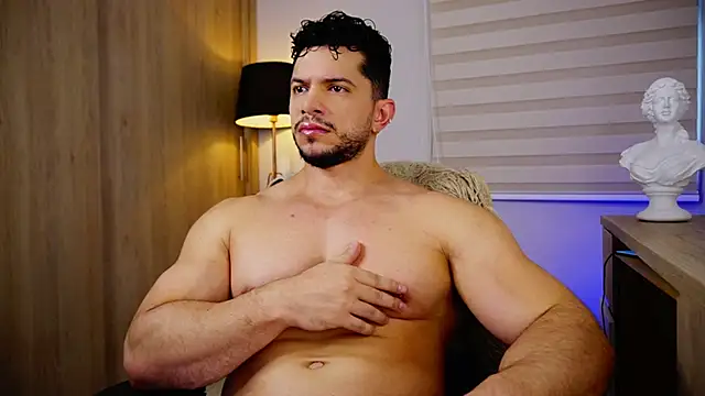 Erick Thompsonx online show from March 18, 9:37 pm