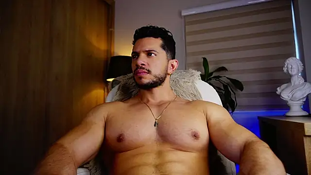 Snapshot of Erick_Thompsonx chatting on October 4, 6:20 pm Erick Thompsonx online show from October 4, 6:20 pm