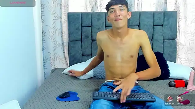 Maikol Ortiz online show from November 20, 2:29 pm