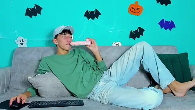 Maikol Ortiz online show from October 29, 1:10 pm