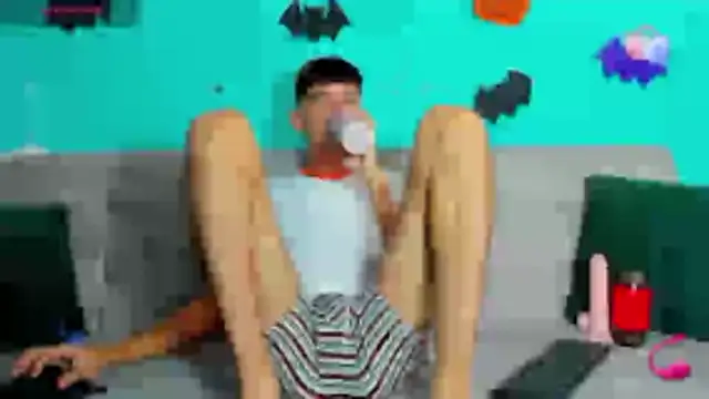 Maikol Ortiz online show from November 5, 12:52 pm