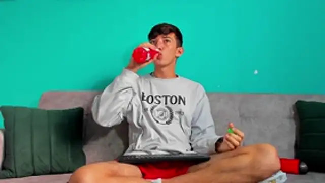 Maikol Ortiz online show from February 4, 12:33 pm