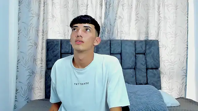 Maikol Ortiz online show from December 13, 8:04 pm