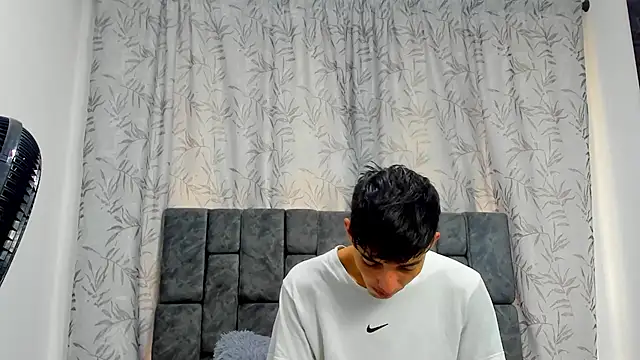 Maikol Ortiz online show from November 30, 12:39 pm