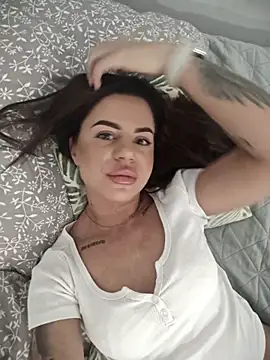 BabyFaceMia online show from November 18, 10:29 am