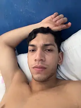 Andres-Andrea1922 online show from September 10, 5:12 pm