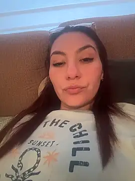 Snapshot of Abril_fostter chatting on October 23, 10:36 am Abril fostter online show from October 23, 10:36 am