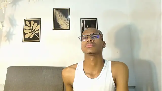 criss zuri online show from October 21, 11:53 am