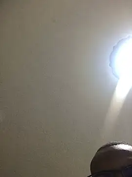 criss zuri online show from January 15, 12:30 pm