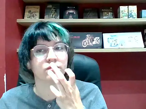 Froggyinthebox online show from June 3, 10:36 pm