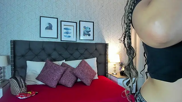 Snapshot of sophie__blare chatting on July 21, 7:04 pm sophie blare online show from July 21, 7:04 pm