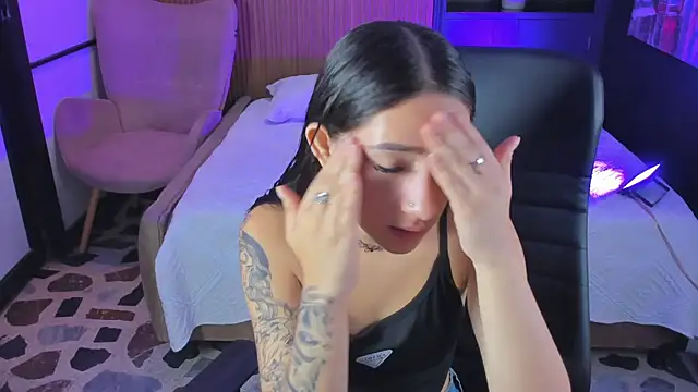 AlliceCopper online show from December 17, 2:22 pm