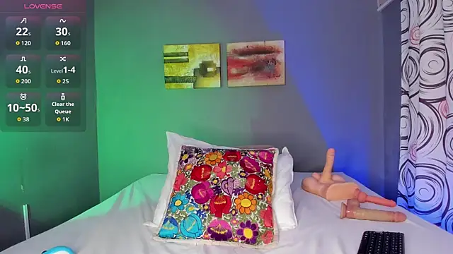meghanmaslow online show from April 23, 10:11 pm